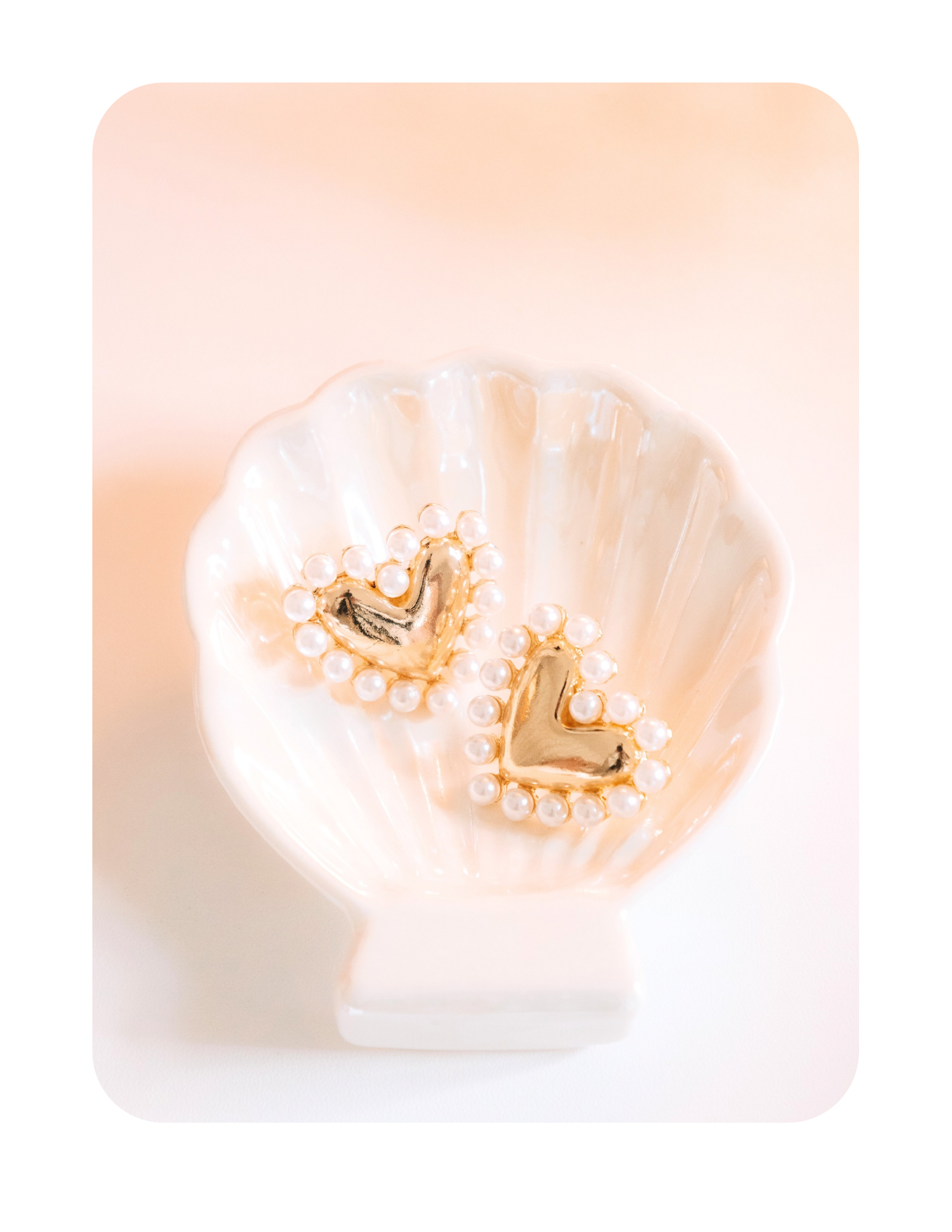 PEARLY HEART EARRINGS