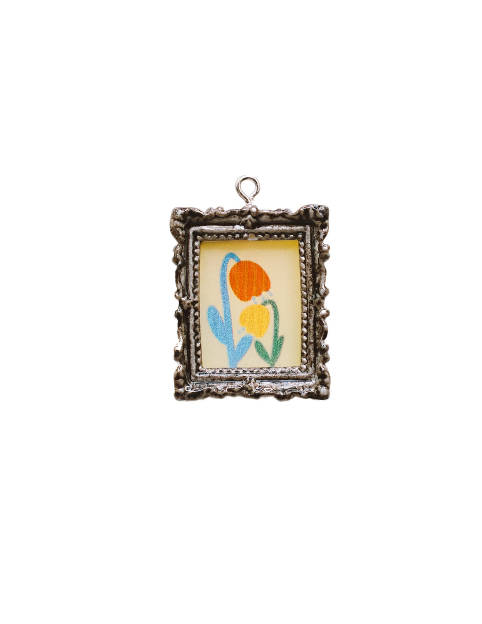 PRETTY VINTAGE PAINTING CHARM