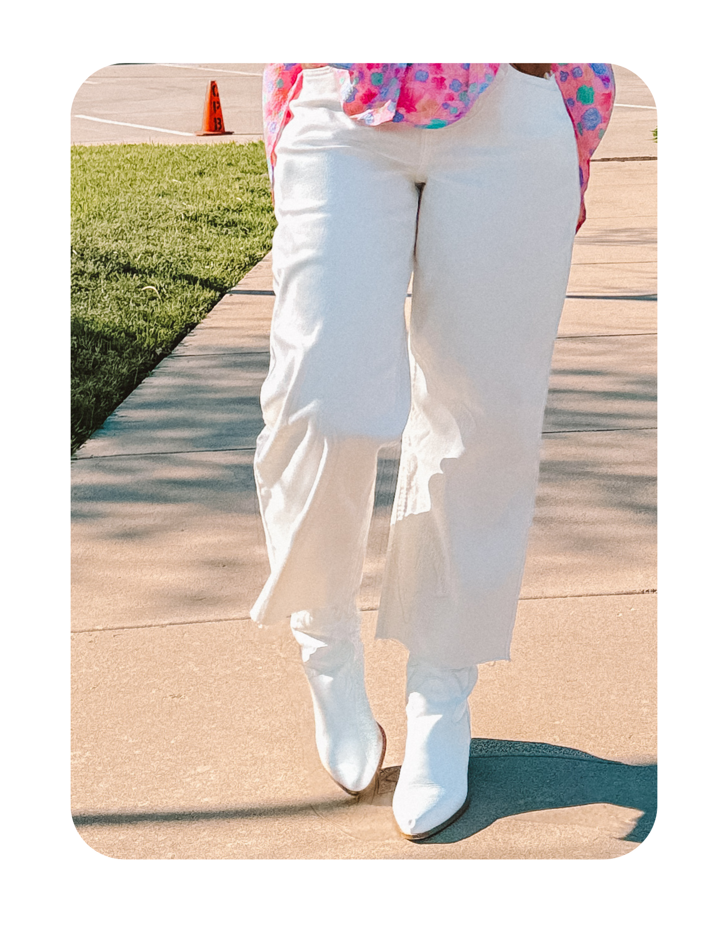 CUTIE WHITE JEANS 👖