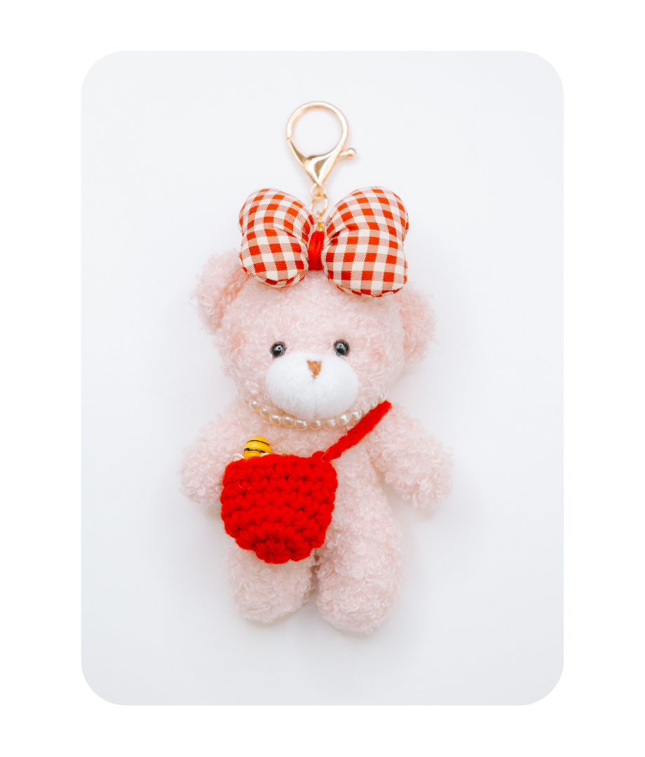 CUTIE PICNIC TEDDY BAG CHARM