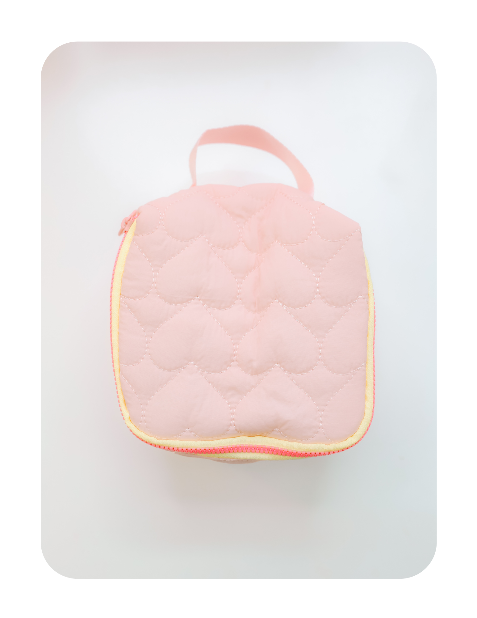 CUTIE HEART MAKEUP BAG