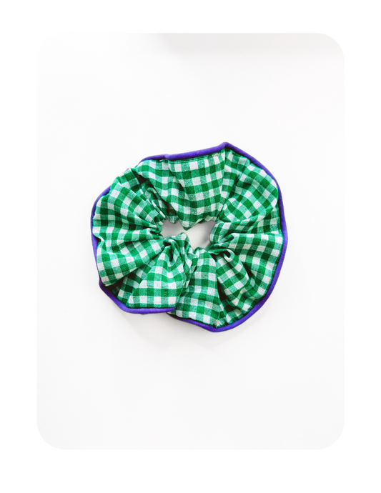 VINTAGE GREEN SCRUNCHIE