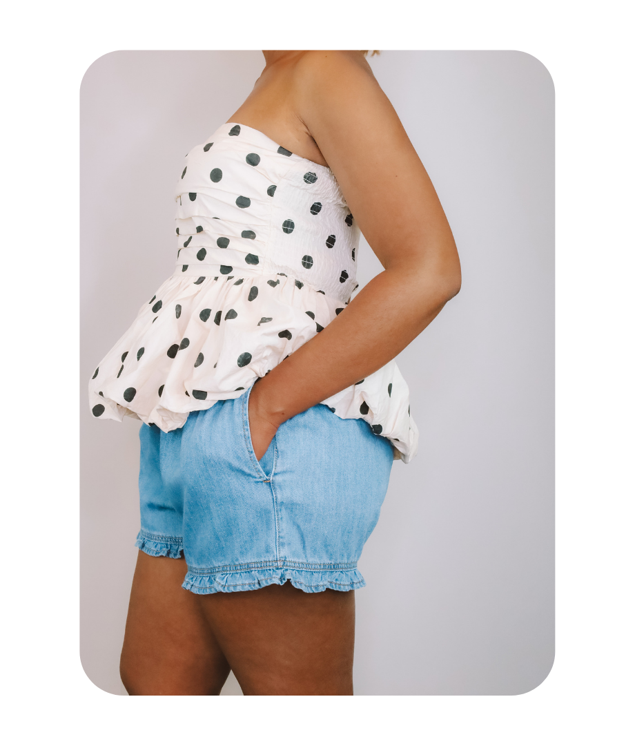 RUFFLE SHORTS