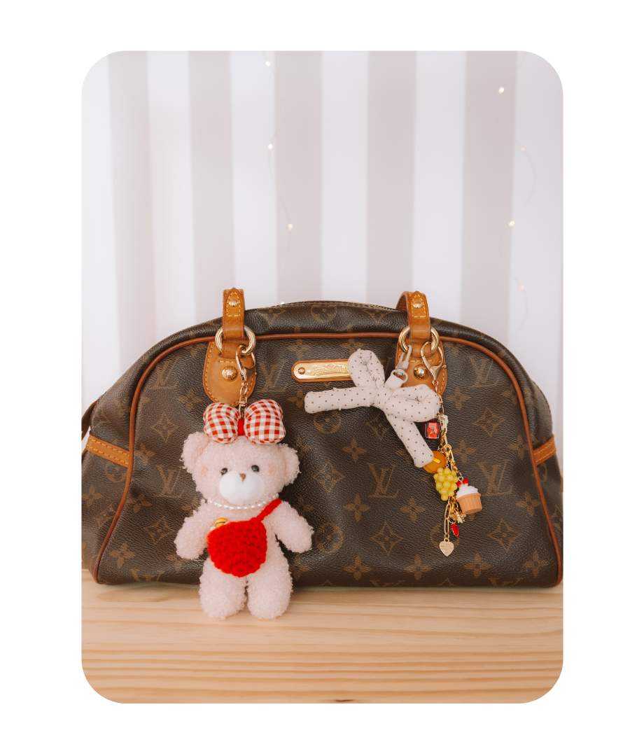 VINTAGE POLKADOT BOW BAG CHARM