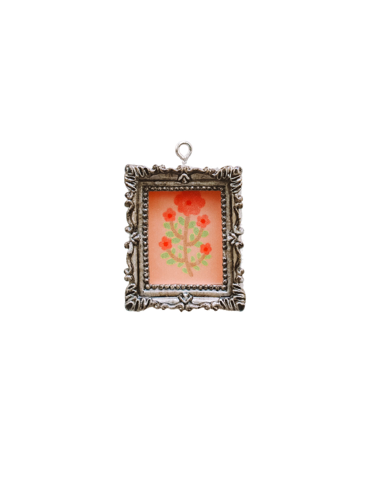 PRETTY VINTAGE PAINTING CHARM