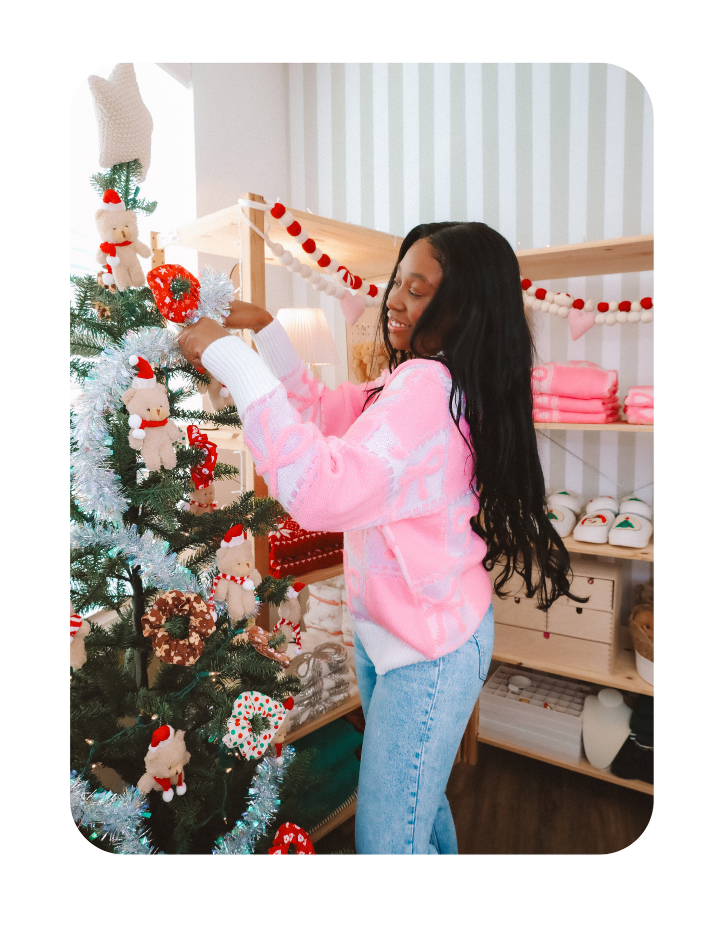 NOSTALGIC PINK BOW SWEATER