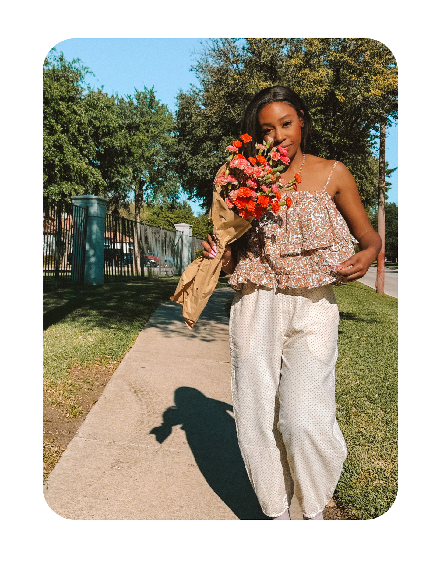 PICNIC FLOWER RUFFLE TOP