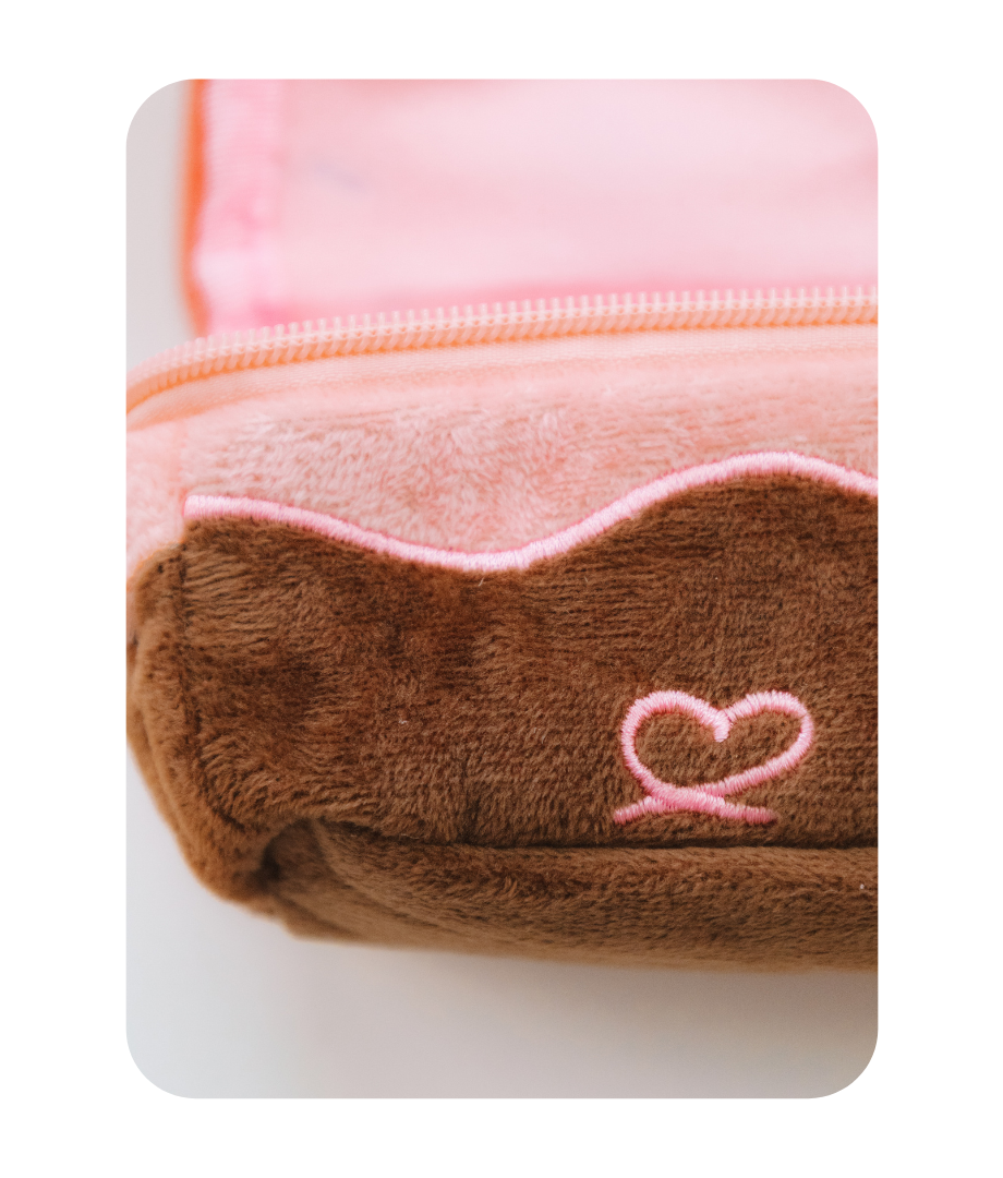 CUTIE CUPCAKE MAKEUP BAG (BACK IN STOCK!)