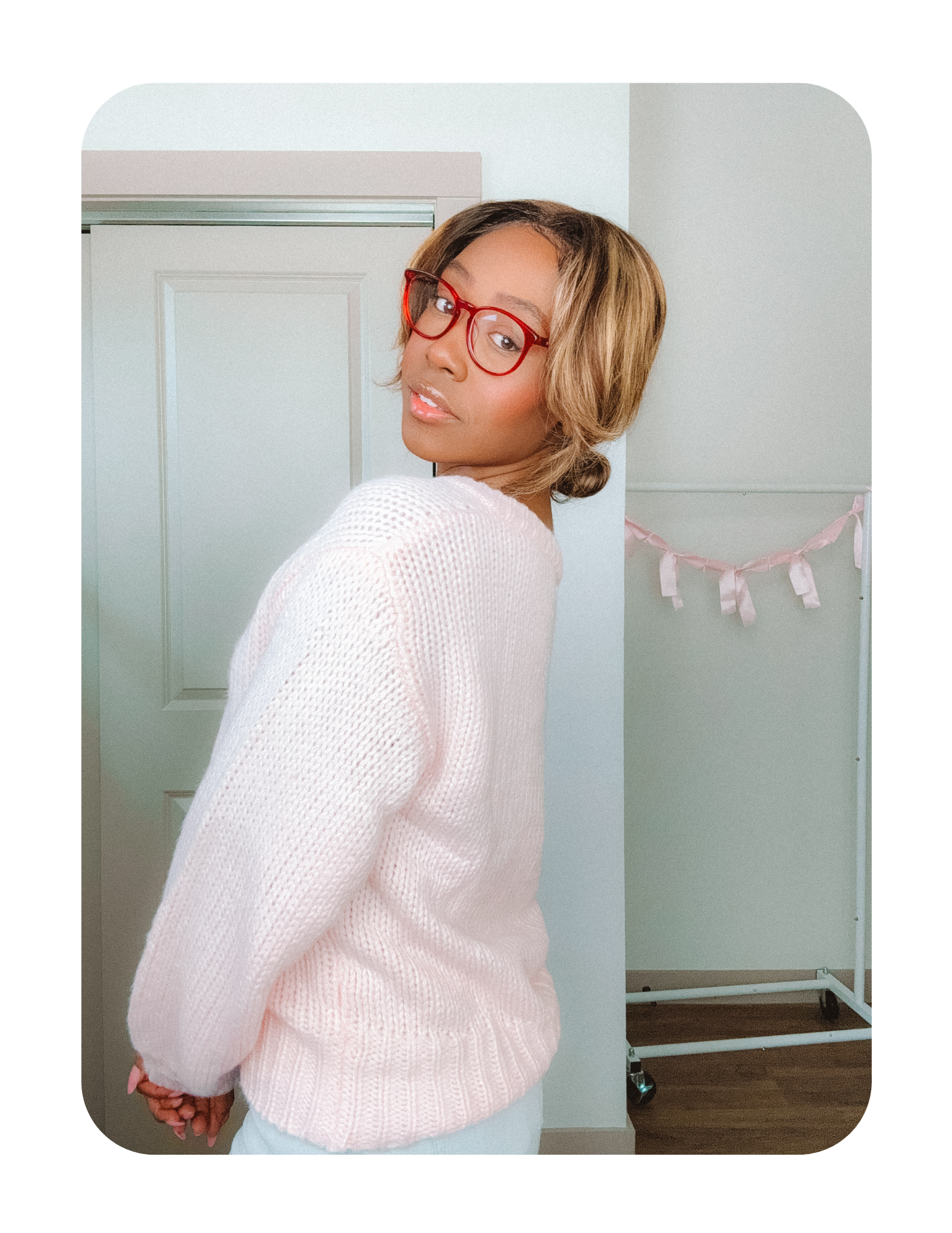 PRETTY PINK KNIT SWEATER