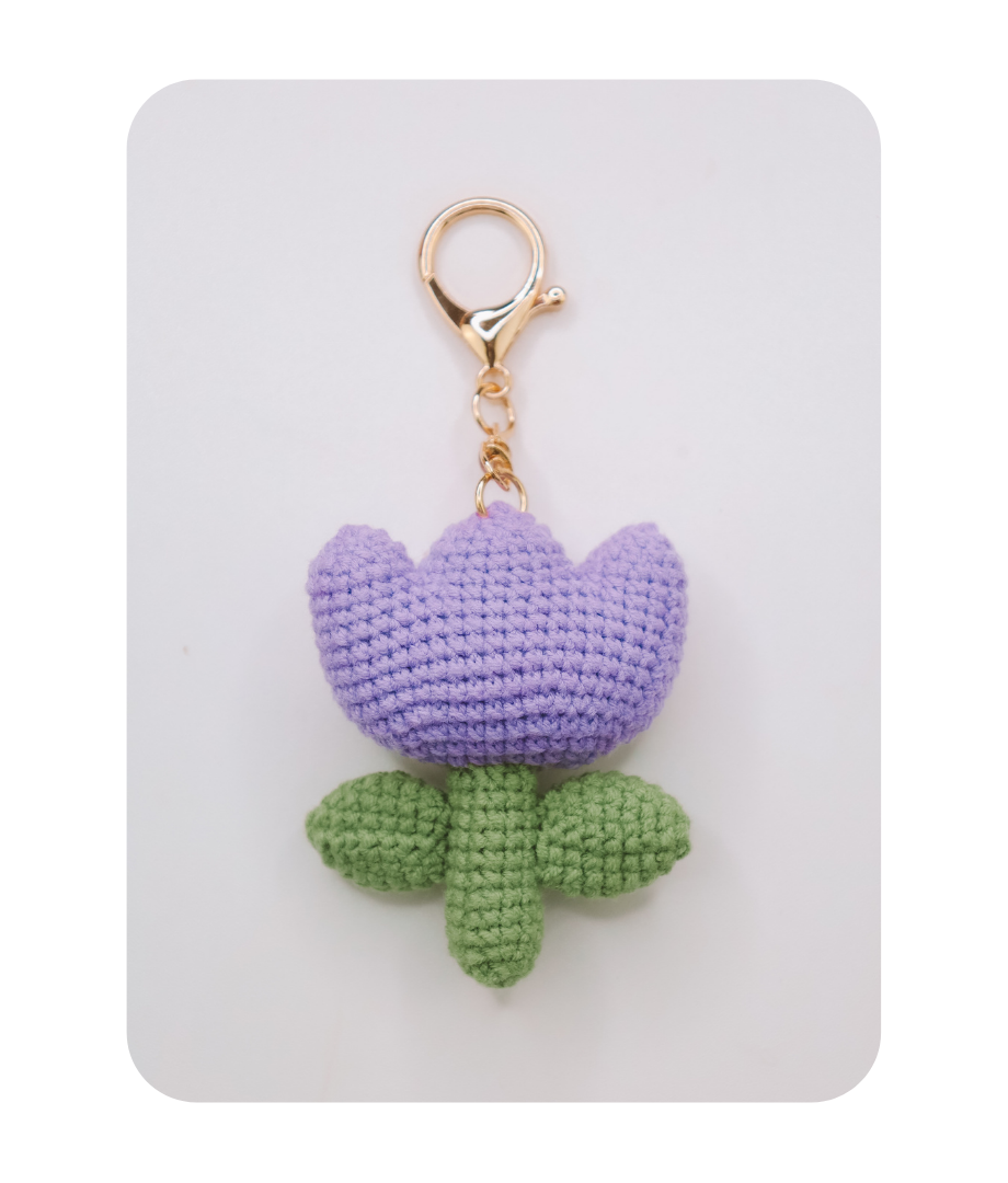 KNIT TULIP BAG CHARM