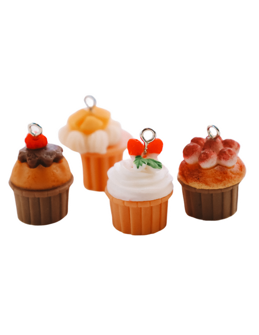 CUTIE CAKES CHARM