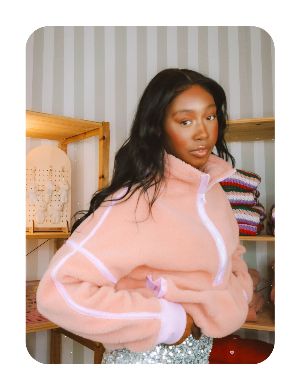 BUBBLE GUM PULL OVER 🍬