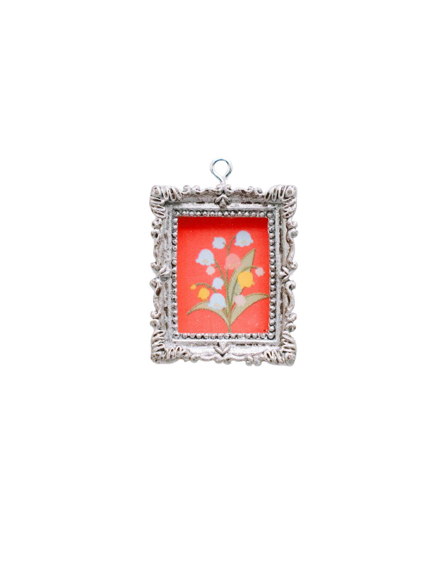 PRETTY VINTAGE PAINTING CHARM