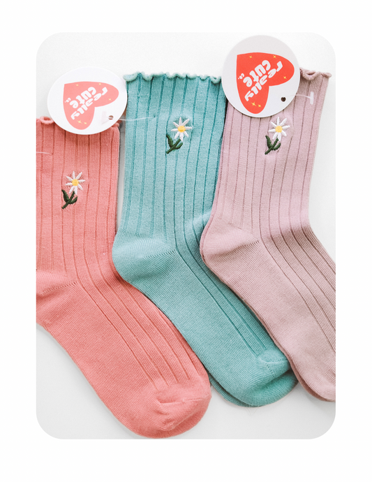 RUFFLE DAISY SOCKS