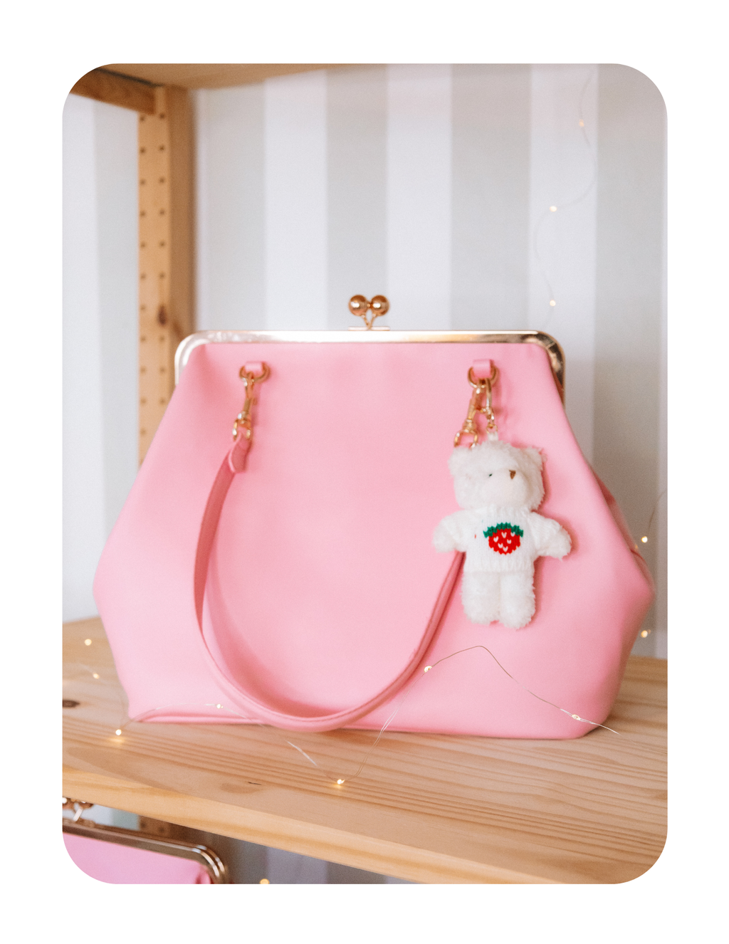 CUTIE CARRYALL 👛