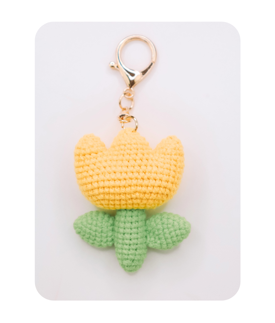KNIT TULIP BAG CHARM